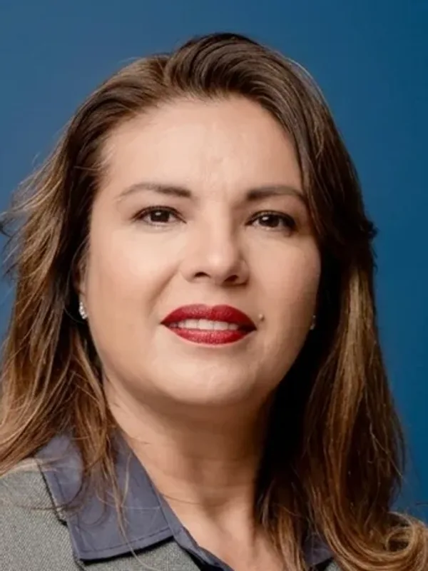 Ana Velázquez